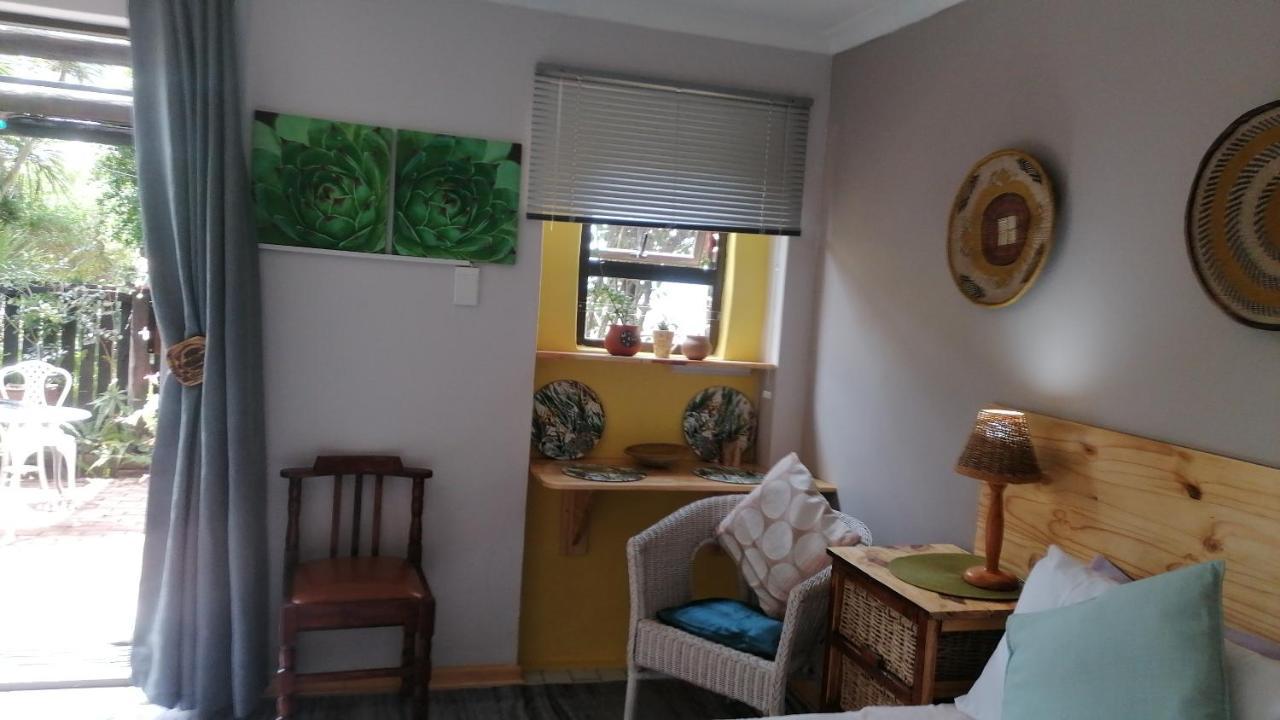 A1 Kynaston Self Catering Or Bed And Breakfast Jeffreys Bay Exteriér fotografie