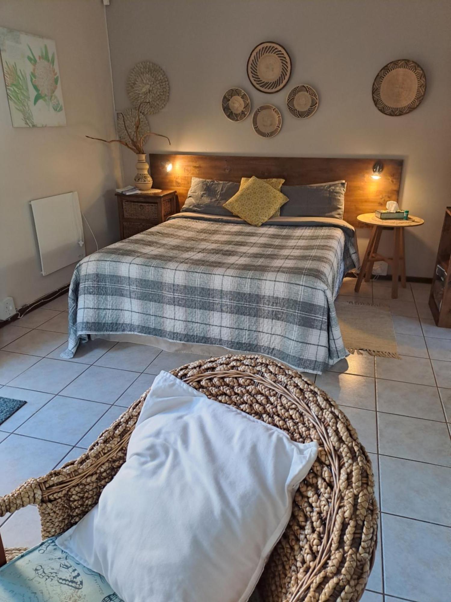 A1 Kynaston Self Catering Or Bed And Breakfast Jeffreys Bay Exteriér fotografie