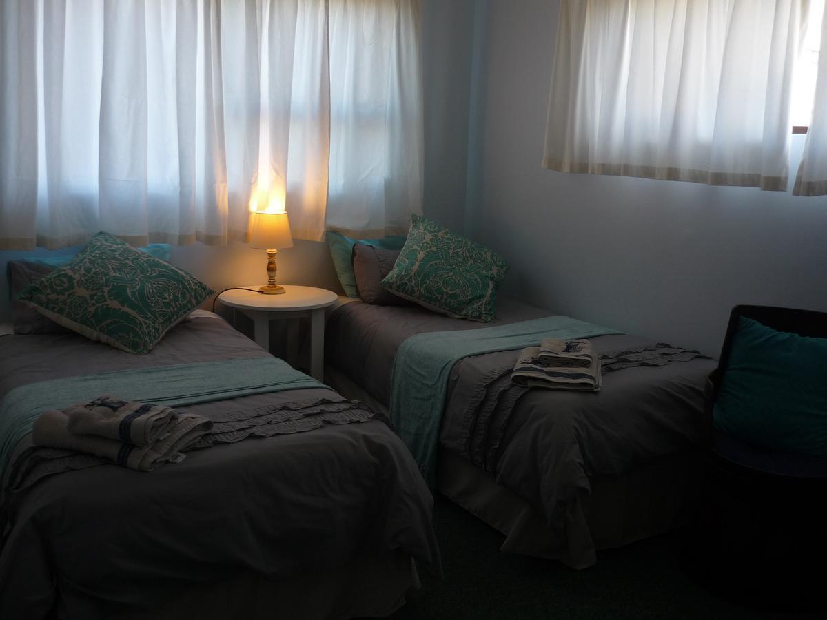 A1 Kynaston Self Catering Or Bed And Breakfast Jeffreys Bay Exteriér fotografie