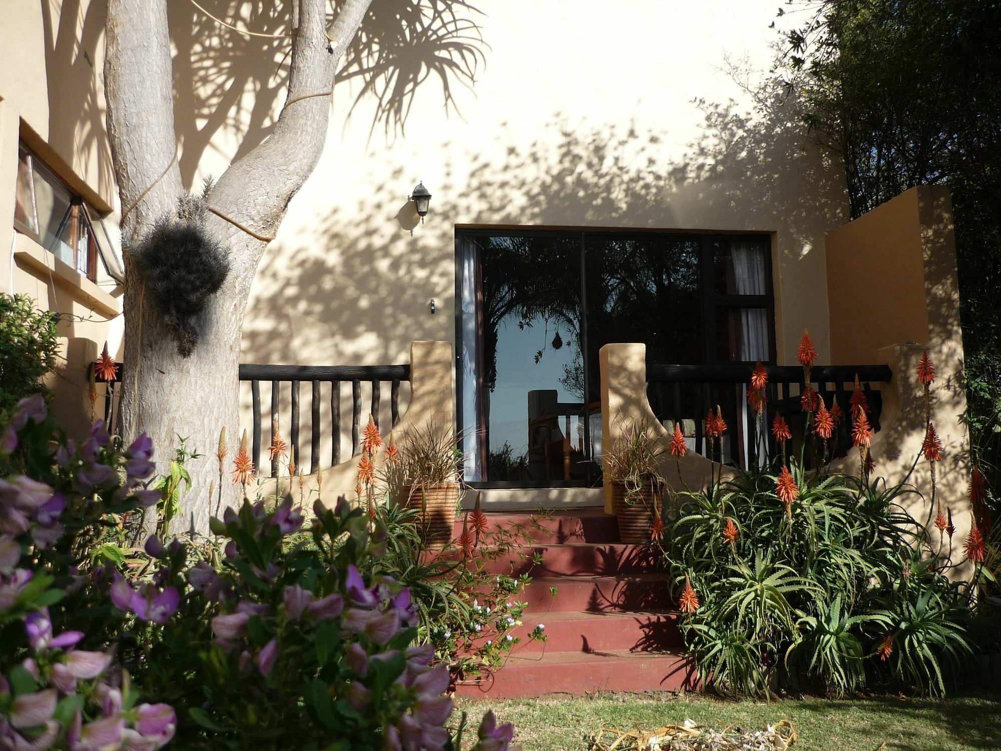 A1 Kynaston Self Catering Or Bed And Breakfast Jeffreys Bay Exteriér fotografie